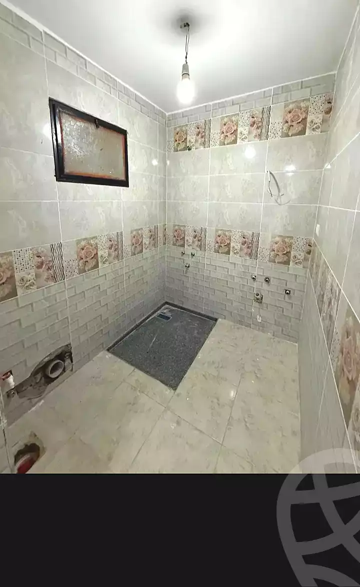 https://aqarmap.com.eg/ar/listing/7130506-for-sale-alexandria-miami-shr-jml-bd-lnsr
