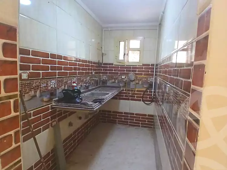 https://aqarmap.com.eg/en/listing/7130533-for-sale-alexandria-lsywf-el-falki