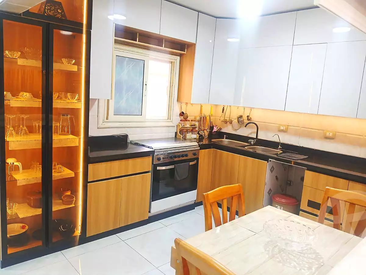 https://aqarmap.com.eg/ar/listing/7130805-for-rent-cairo-el-sheikh-zayed-city-compounds-el-khamayel