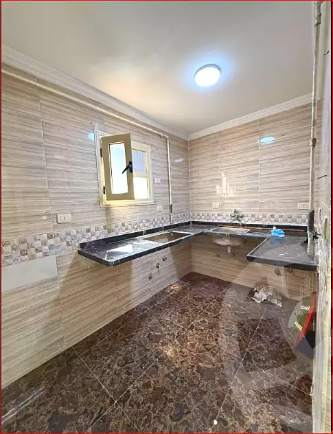 https://aqarmap.com.eg/ar/listing/7131050-for-sale-alexandria-sydy-bshr-sydy-bshr-bhry-shr-khld-bn-lwlyd
