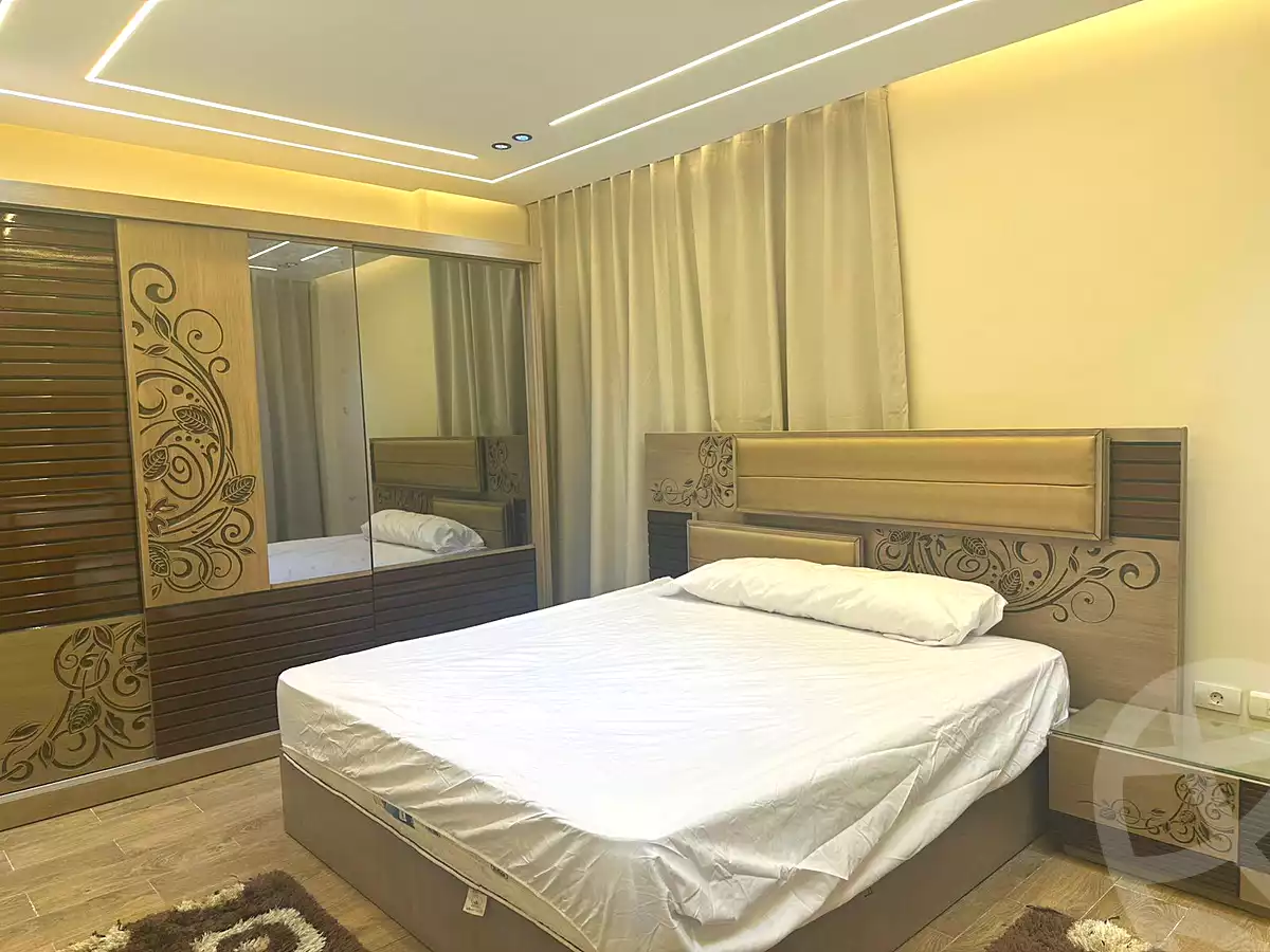 https://aqarmap.com.eg/ar/listing/7131146-for-rent-cairo-6th-of-october-compounds-jn-ktwbr