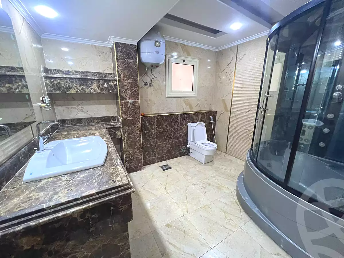 https://aqarmap.com.eg/en/listing/7131362-for-sale-cairo-el-mohandesen-shareaa-ahmed-orabi