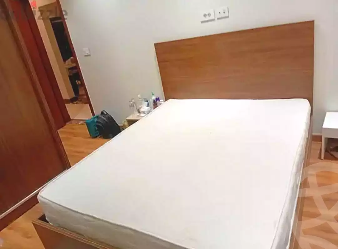 https://aqarmap.com.eg/en/listing/7131406-for-rent-cairo-new-cairo-compounds-byrl-d-rw