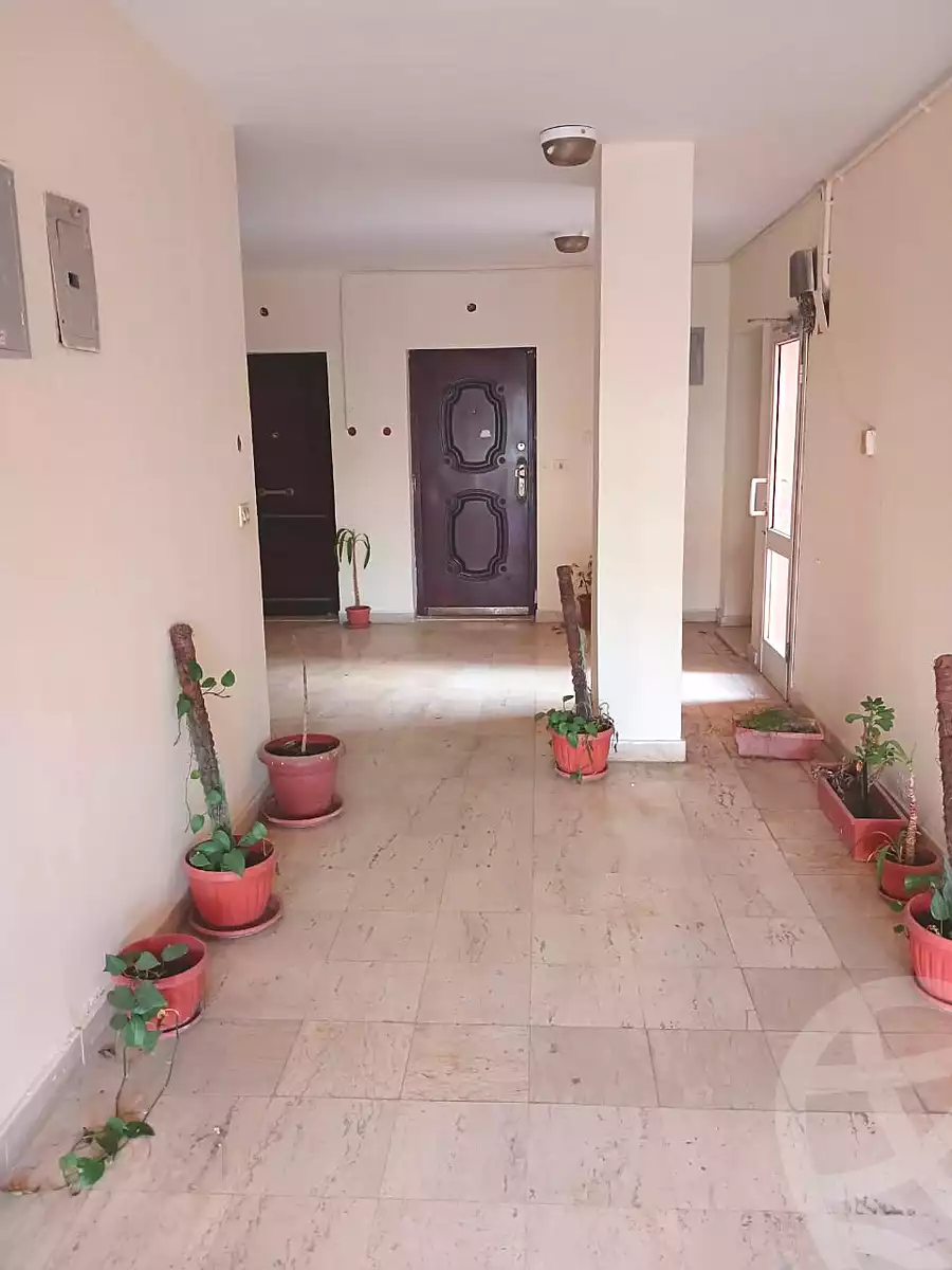https://aqarmap.com.eg/en/listing/7131464-for-sale-cairo-new-cairo-lrhb-city-phase-3-mahmoud-el-shareef-st