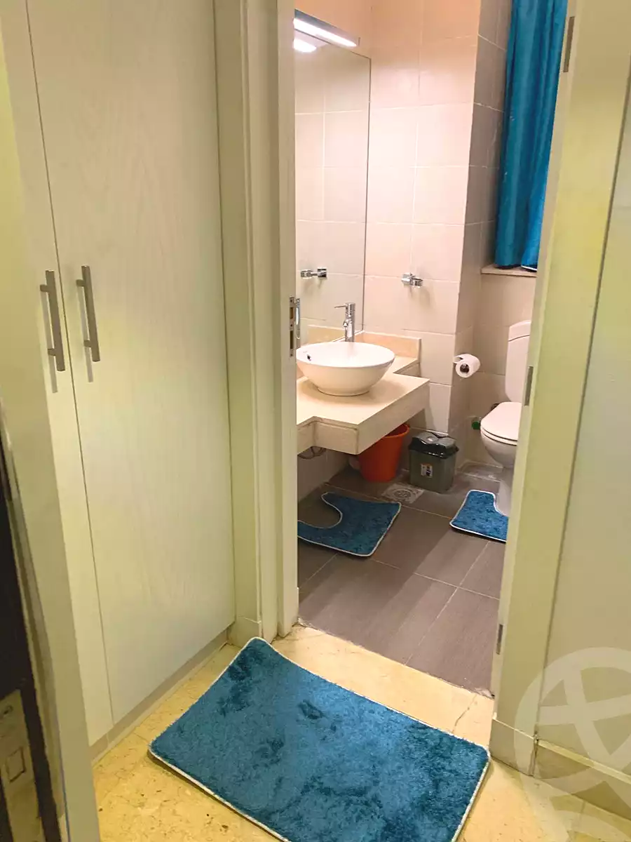 https://aqarmap.com.eg/ar/listing/7131452-for-rent-cairo-new-cairo-compounds-kmbwnd-dh-fyldj-blm-hylz