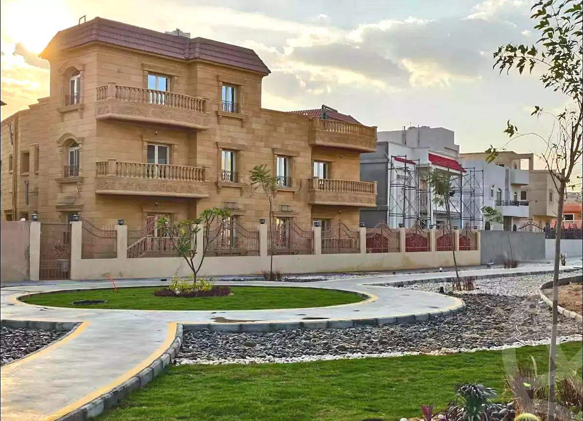 https://aqarmap.com.eg/ar/listing/7131499-for-rent-cairo-6th-of-october-compounds-blm-fyl