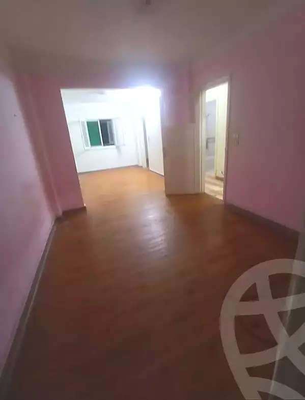 https://aqarmap.com.eg/en/listing/7131728-for-sale-alexandria-ganaklis