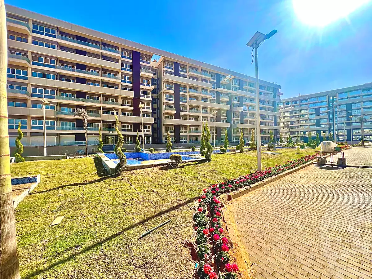 https://aqarmap.com.eg/ar/listing/7131815-for-sale-cairo-new-administrative-capital-r7-scenario
