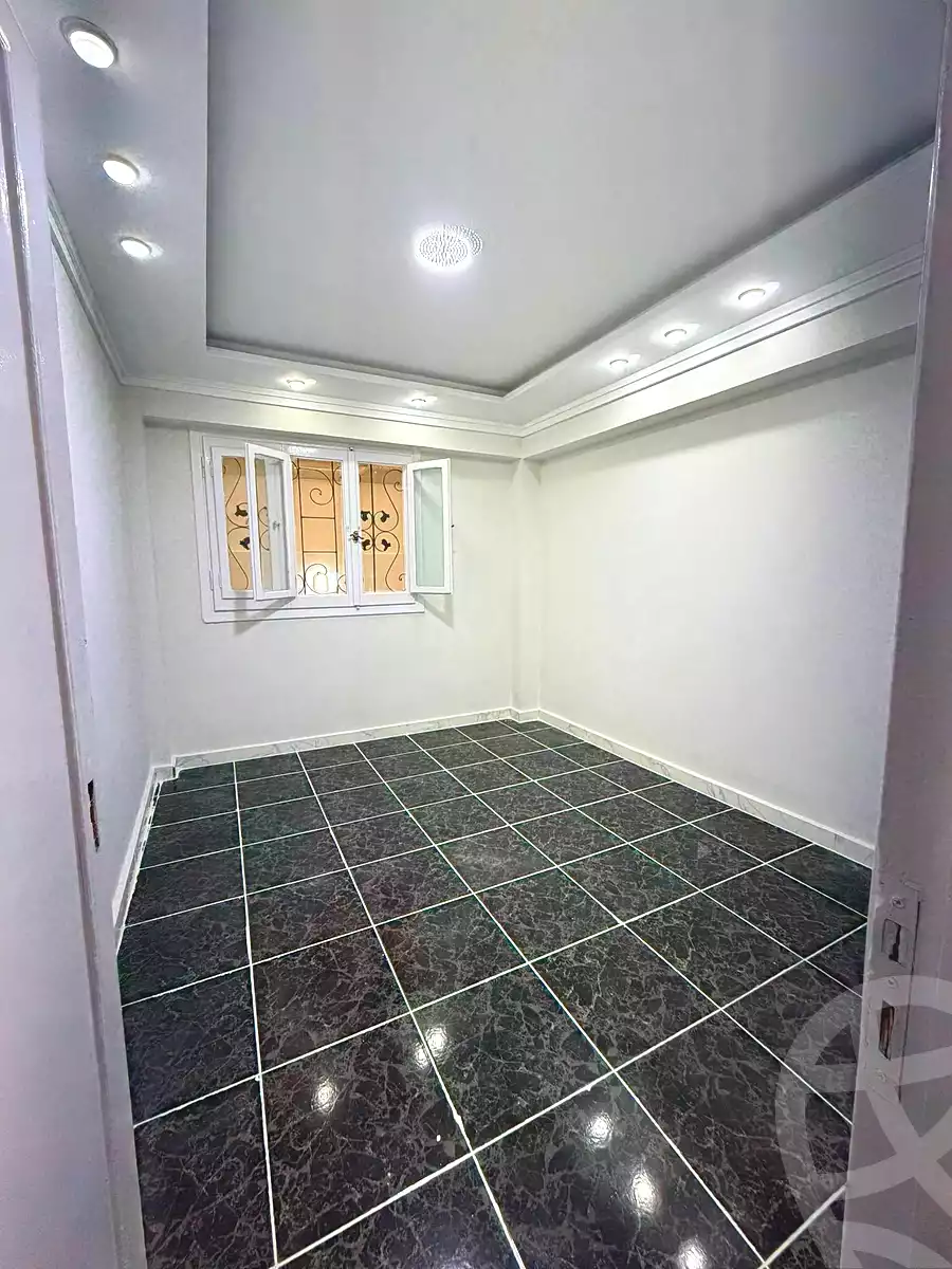 https://aqarmap.com.eg/ar/listing/7131949-for-sale-alexandria-al-agamy-shataa-el-nakheel