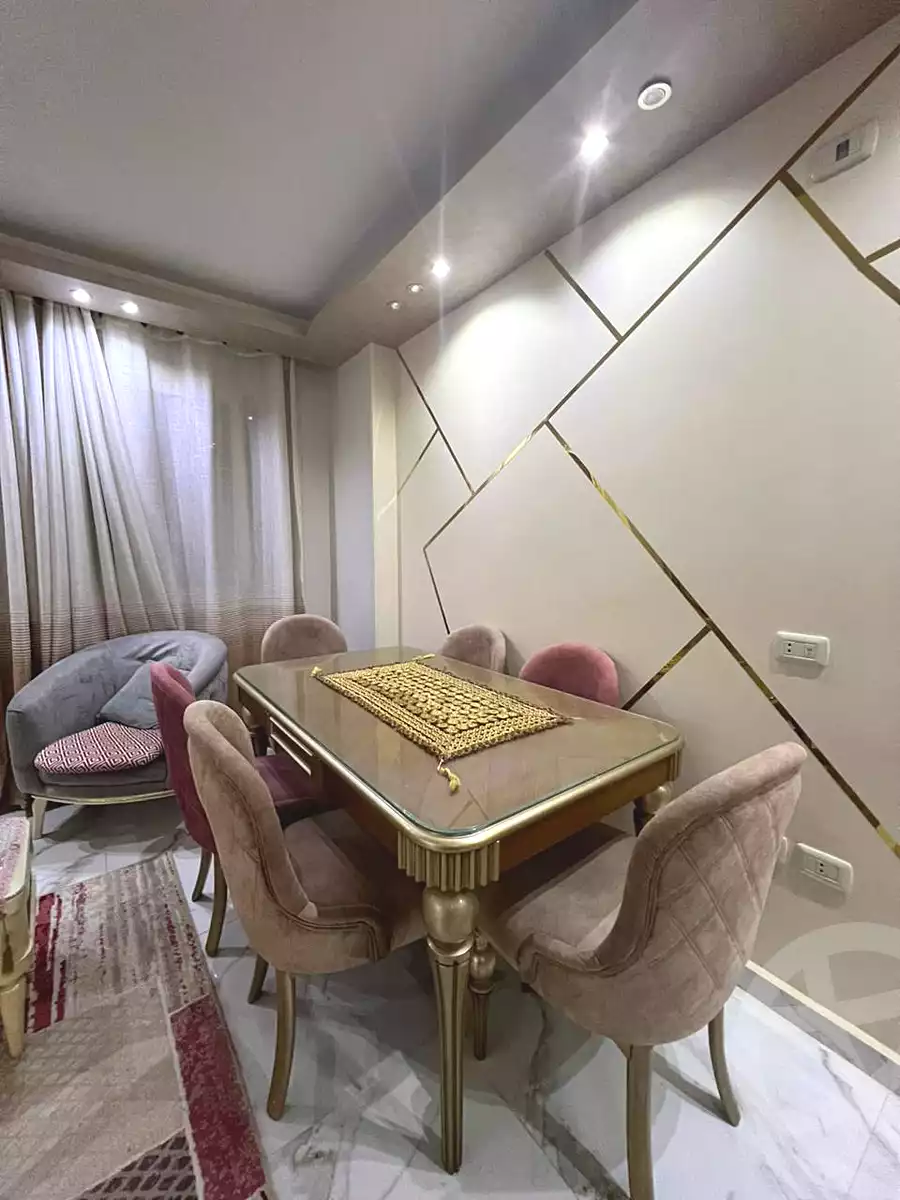 https://aqarmap.com.eg/ar/listing/7131967-for-sale-cairo-el-sheikh-zayed-city-el-hay-elthamen-area-1