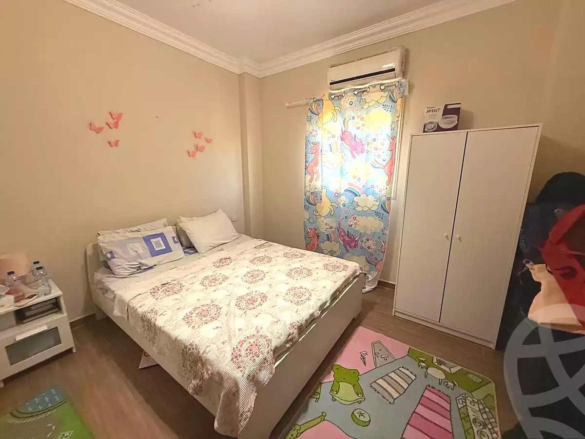 https://aqarmap.com.eg/en/listing/7132241-for-sale-cairo-new-cairo-first-settlement-mhwr-mstfy-kml