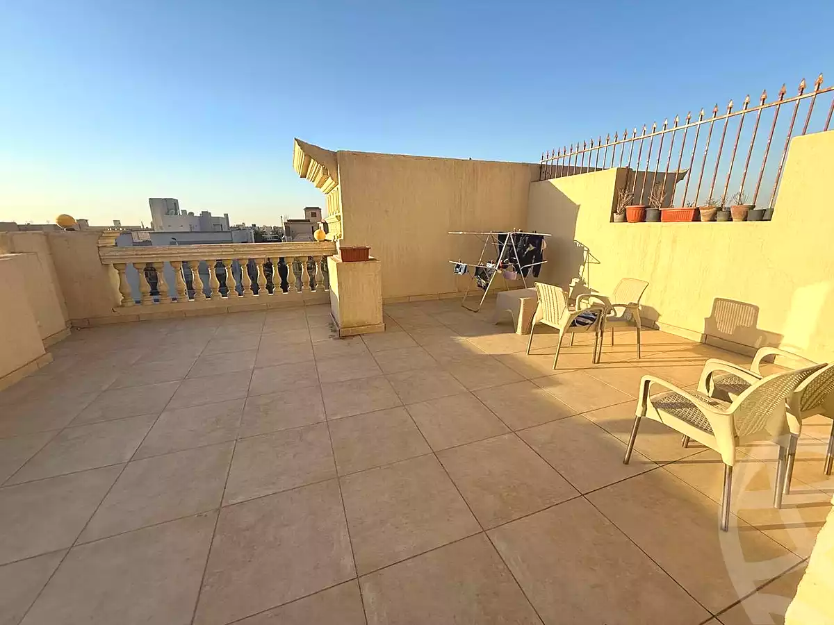 https://aqarmap.com.eg/en/listing/7132241-for-sale-cairo-new-cairo-first-settlement-mhwr-mstfy-kml