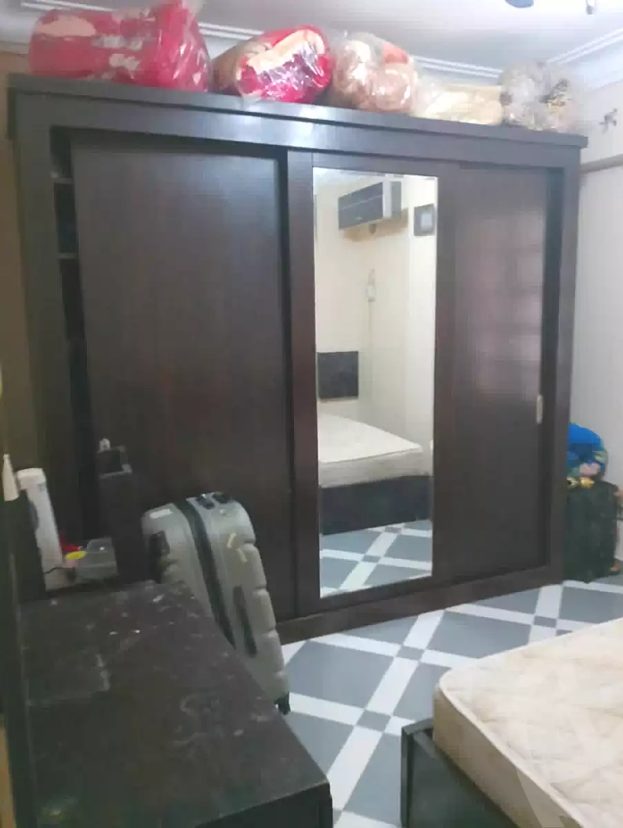 https://aqarmap.com.eg/ar/listing/7132390-for-sale-alexandria-moharram-bey-el-rasafa-st