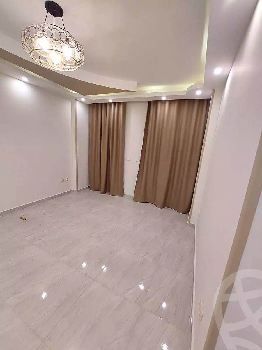 https://aqarmap.com.eg/ar/listing/7132648-for-sale-cairo-helwan-helwan-el-sharkeya-saleh-sobhy-st