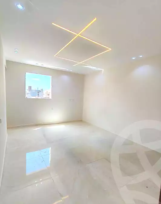 https://aqarmap.com.eg/ar/listing/7132752-for-sale-alexandria-miami-shr-jml-bd-lnsr