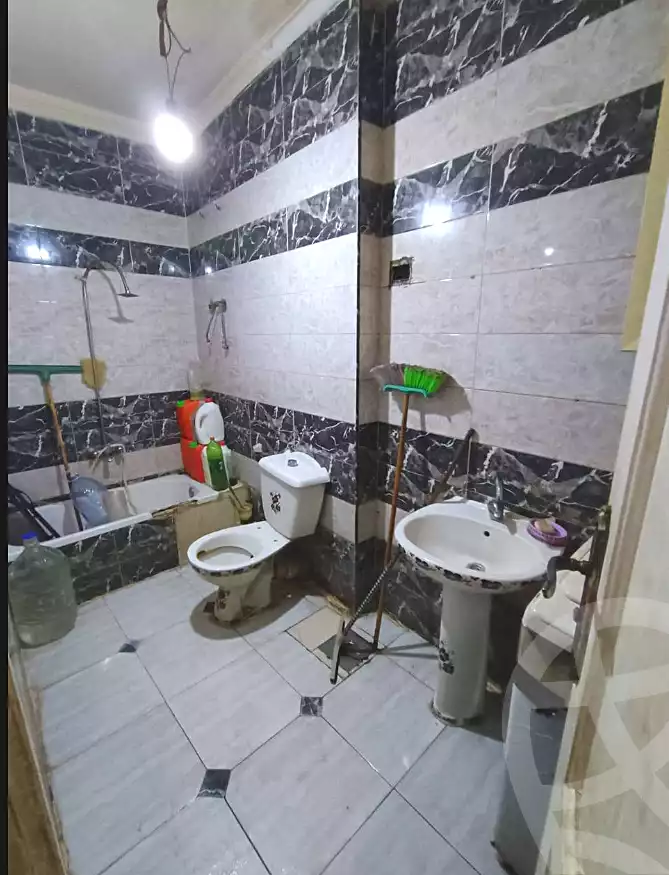 https://aqarmap.com.eg/ar/listing/7133177-for-sale-alexandria-sydy-bshr-shr-mlk-hfny