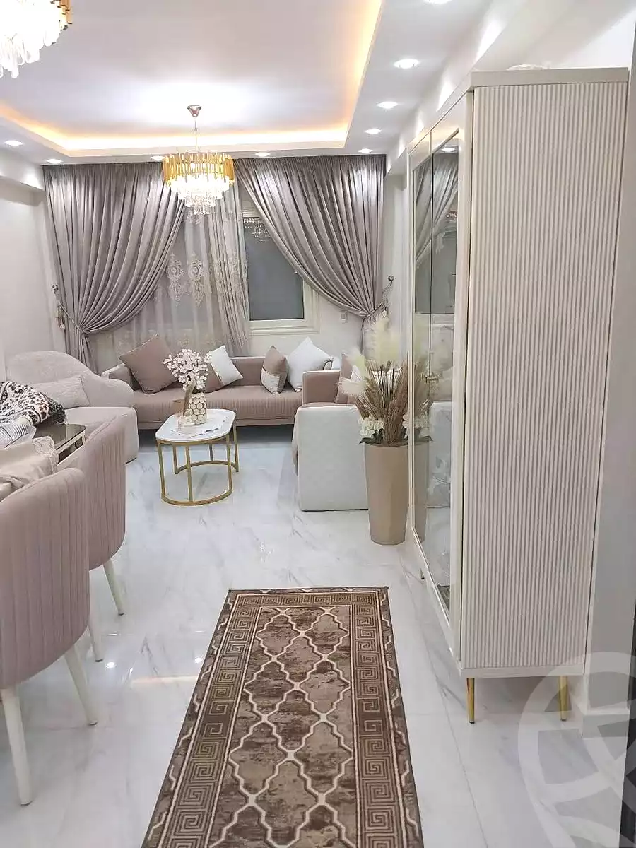 https://aqarmap.com.eg/ar/listing/7133430-for-sale-cairo-el-haram-el-lebeny-soltan-khattab-st