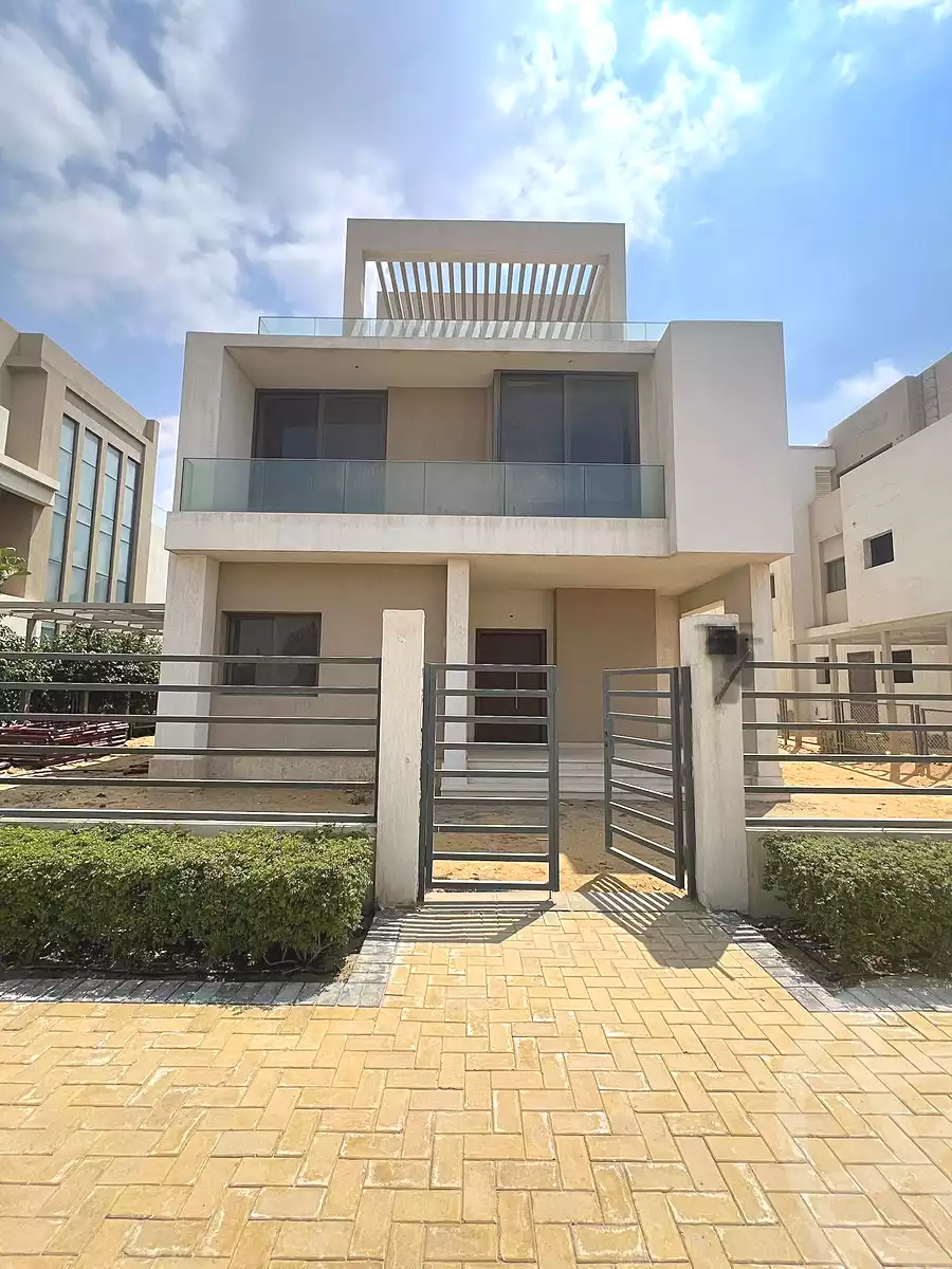 https://aqarmap.com.eg/en/listing/7133972-for-sale-cairo-new-cairo-compounds-fifth-square