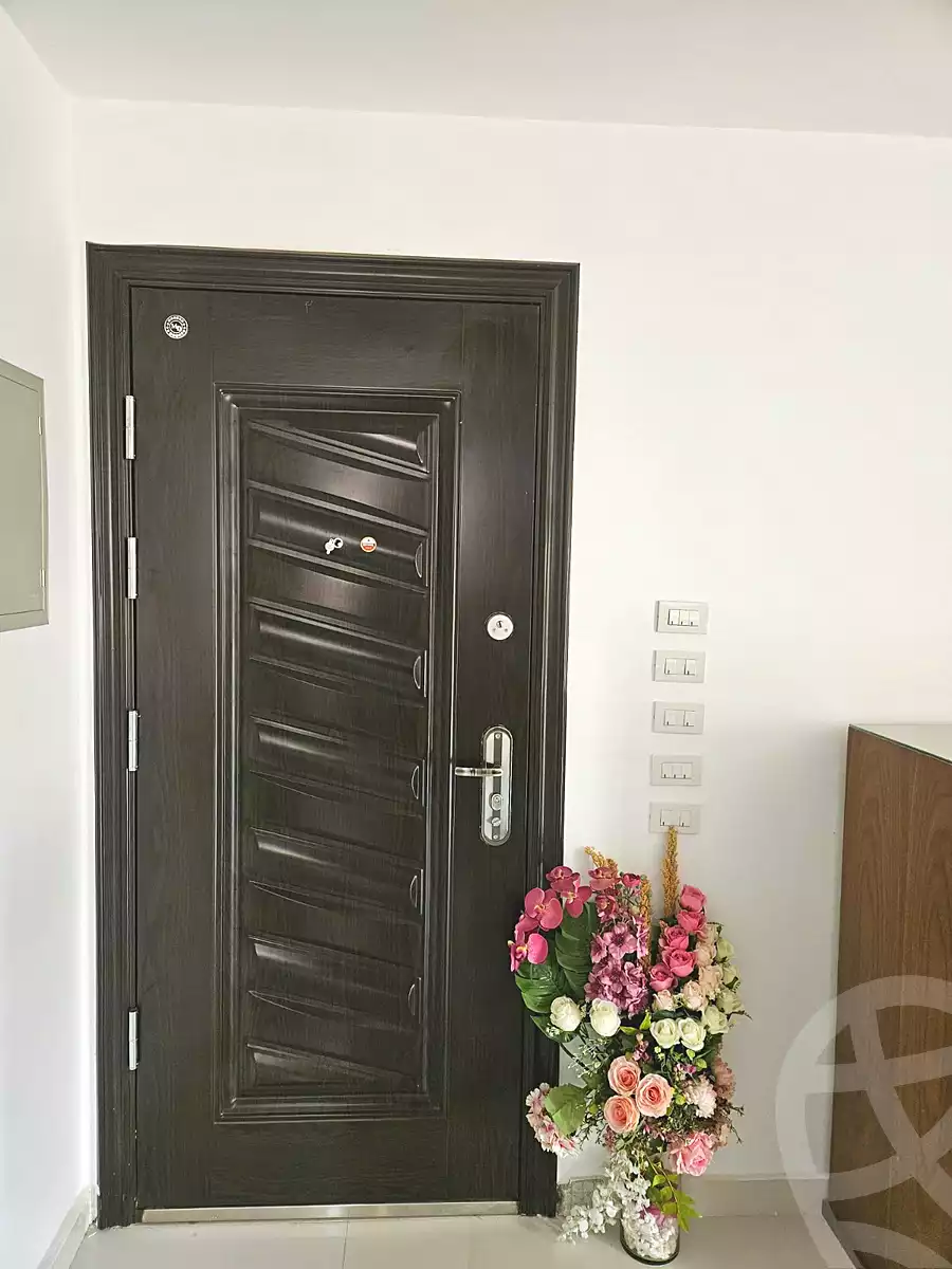 https://aqarmap.com.eg/en/listing/7134250-for-sale-cairo-el-sheikh-zayed-city-el-hay-elthamen-area-1