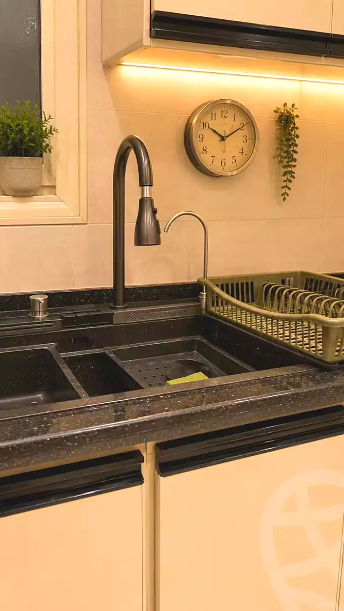 https://aqarmap.com.eg/ar/listing/7134247-for-rent-cairo-el-sheikh-zayed-city-compounds-el-khamayel