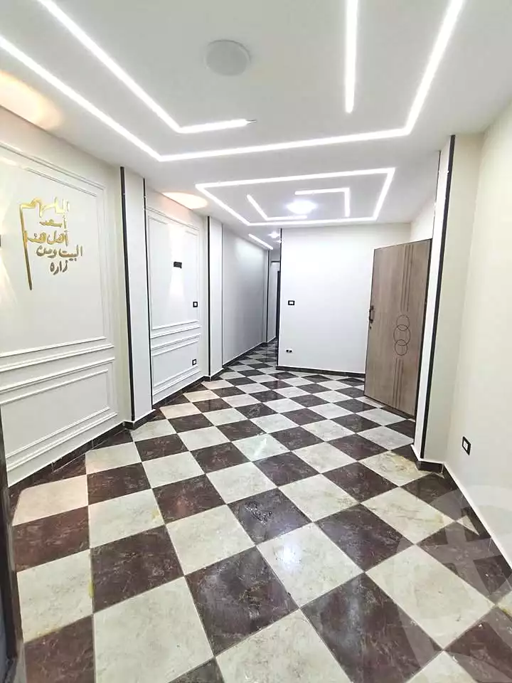https://aqarmap.com.eg/ar/listing/7134083-for-sale-alexandria-el-asafra-shr-45