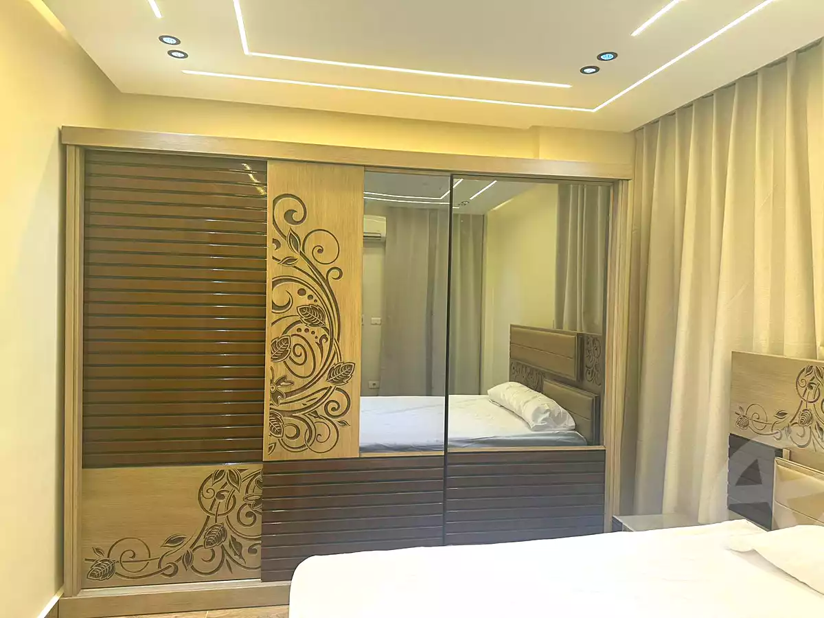 https://aqarmap.com.eg/en/listing/7134492-for-rent-cairo-6th-of-october-compounds-jn-ktwbr