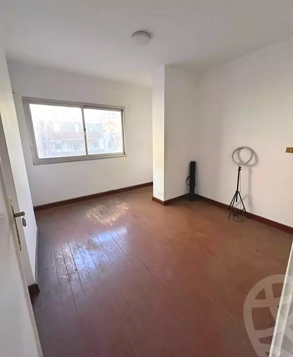 https://aqarmap.com.eg/ar/listing/7134851-for-sale-alexandria-fyktwry-shr-jml-bd-lnsr