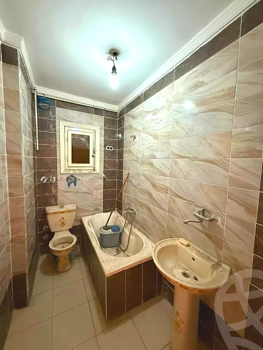 https://aqarmap.com.eg/en/listing/7135108-for-sale-alexandria-sydy-bshr-sydy-bshr-qbly-salah-el-din-st