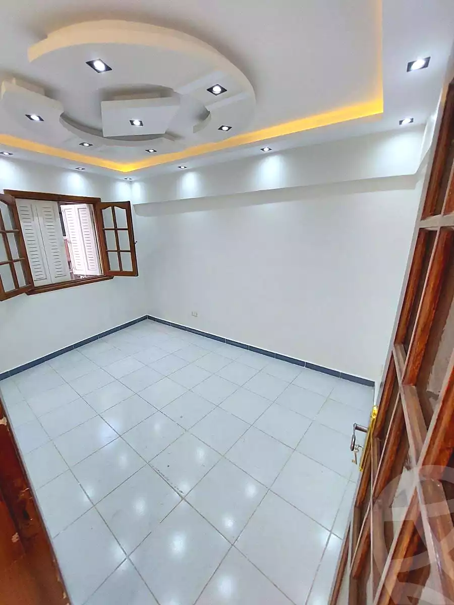 https://aqarmap.com.eg/ar/listing/7135162-for-sale-alexandria-sydy-bshr-sydy-bshr-bhry-shr-mhmwd-l-yswy
