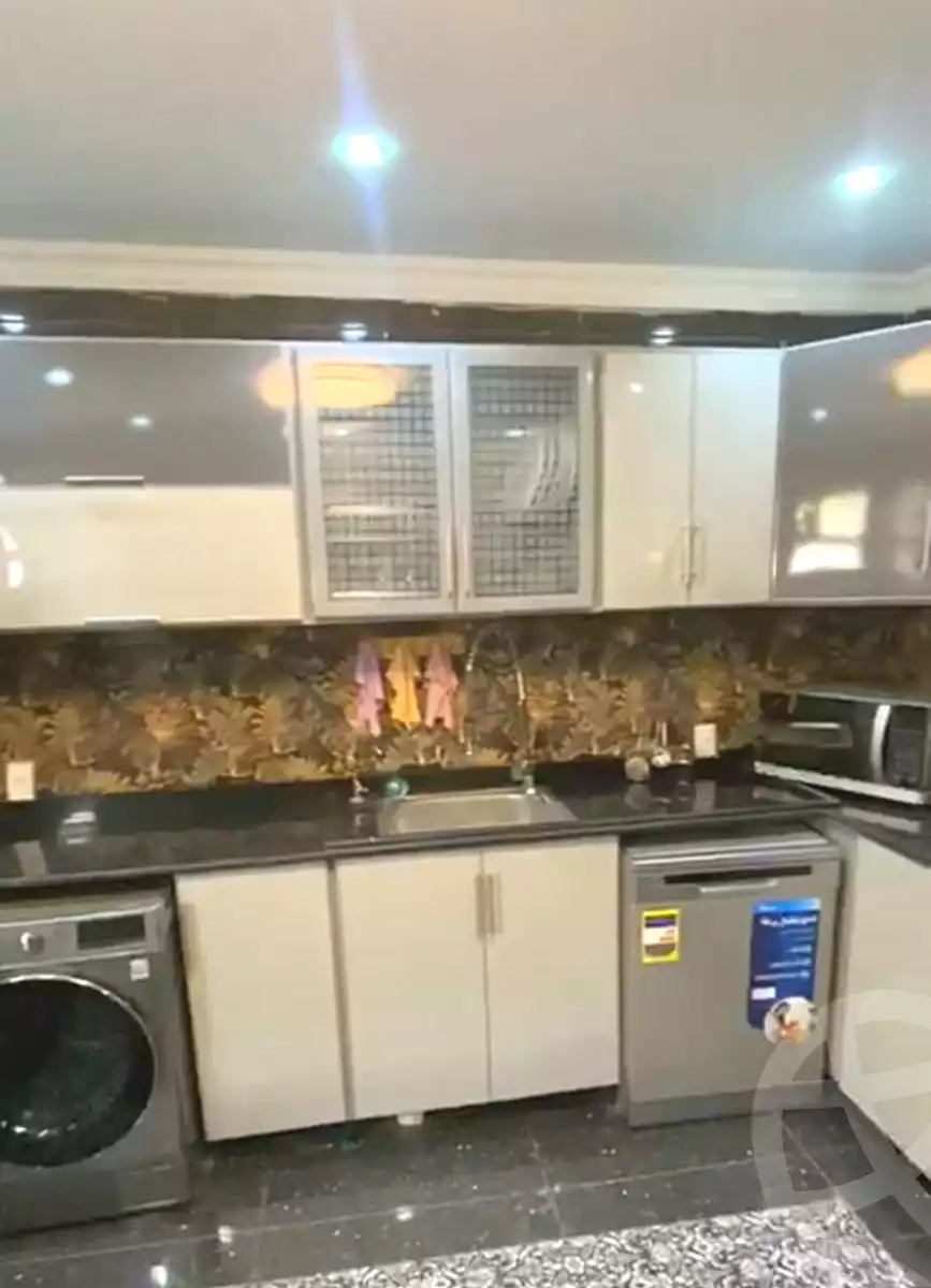 https://aqarmap.com.eg/en/listing/7135289-for-sale-cairo-el-mohandesen-shareaa-ahmed-orabi