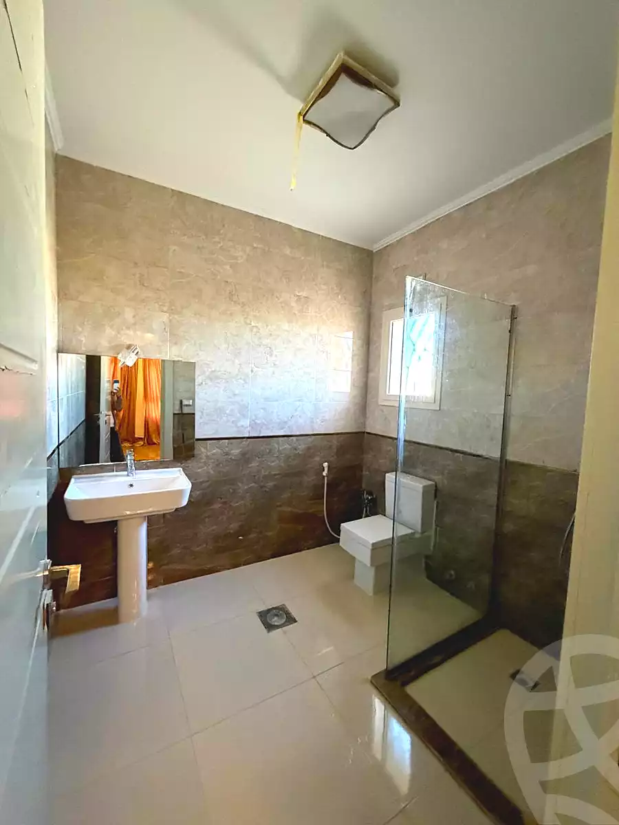 https://aqarmap.com.eg/ar/listing/7135349-for-sale-cairo-el-sheikh-zayed-city-compounds-greens
