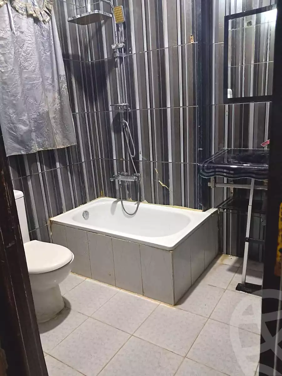 https://aqarmap.com.eg/en/listing/7135575-for-sale-cairo-helwan-mnshy-yn-hlwn-rael-st