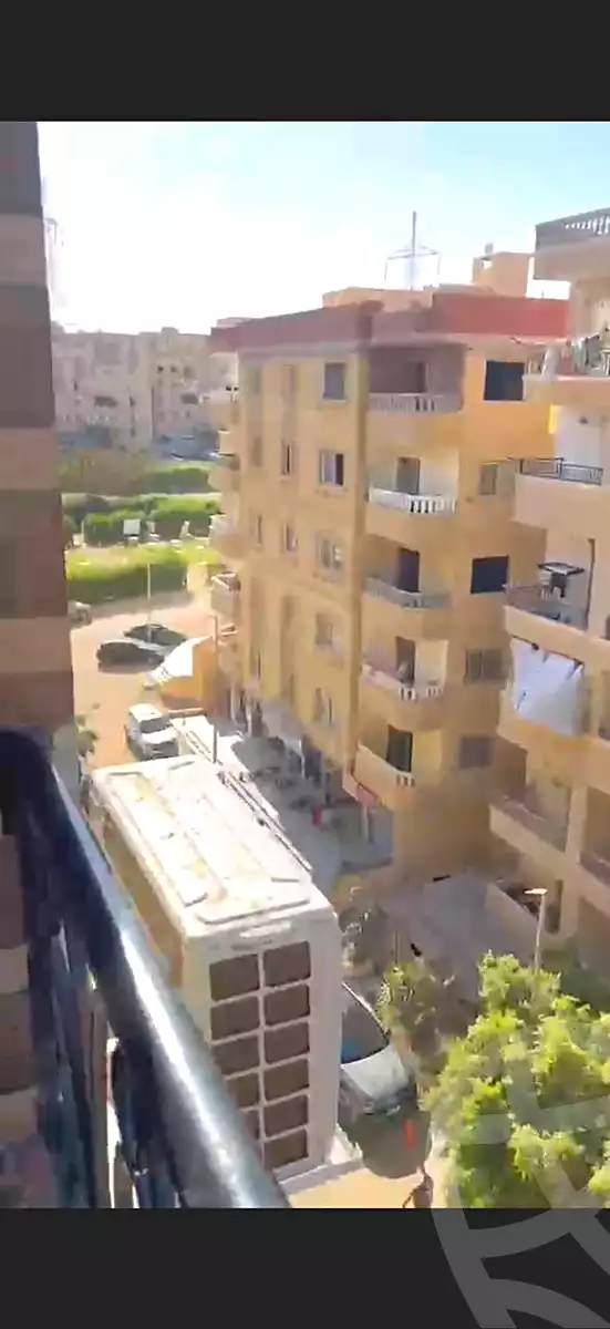 https://aqarmap.com.eg/ar/listing/7082068-for-sale-cairo-hadayek-el-ahram-mntq