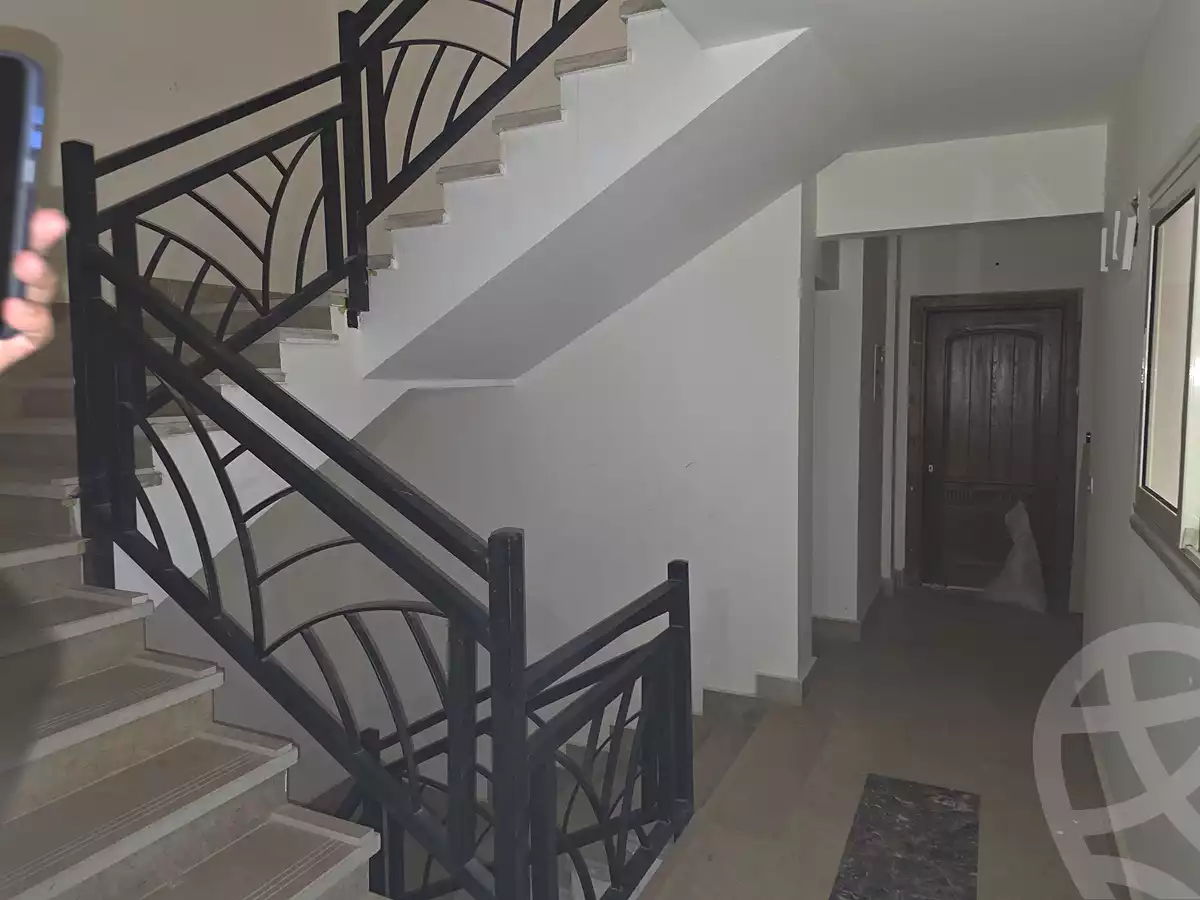 https://aqarmap.com.eg/ar/listing/7133181-for-sale-cairo-new-cairo-compounds-brwmynd-ryzydns-wdy-djl-llttwyr