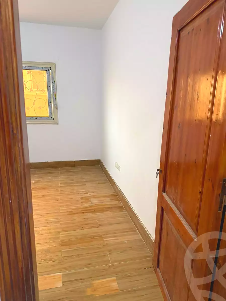 https://aqarmap.com.eg/ar/listing/7135898-for-sale-cairo-el-shorouk-lhy-lthmn-neighbourhood-1