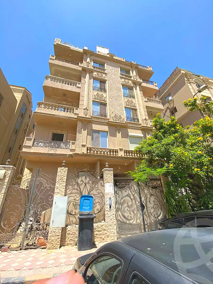 https://aqarmap.com.eg/en/listing/7136083-for-sale-cairo-new-cairo-south-investors-zizinia-st