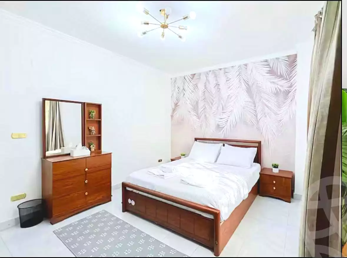 https://aqarmap.com.eg/ar/listing/7136260-for-sale-cairo-new-cairo-compounds-el-ashrafia