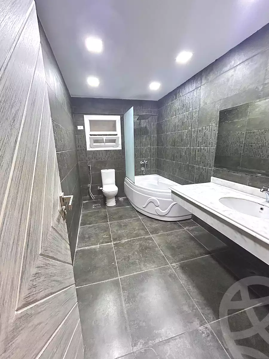 https://aqarmap.com.eg/ar/listing/7136384-for-rent-cairo-new-cairo-ganob-el-akadamiya-south-academy-h-amr-ibn-el-ass-st