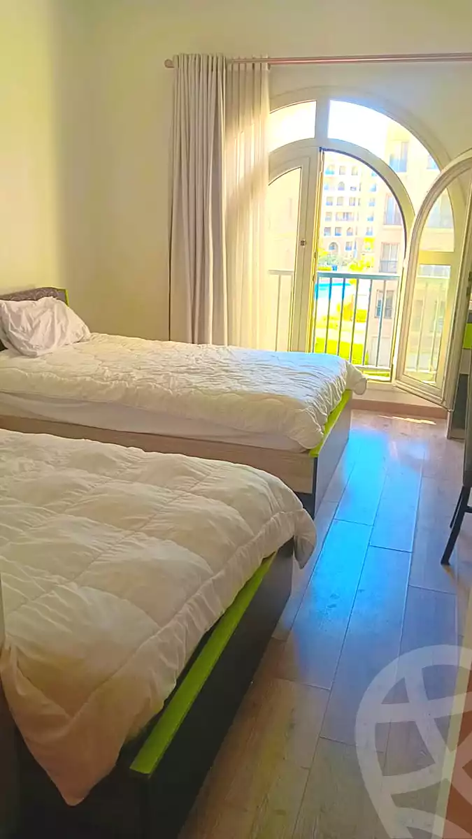 شقة بـ٤ غرف نوم في ناينتي افينيو، صورة ٤ من ٥