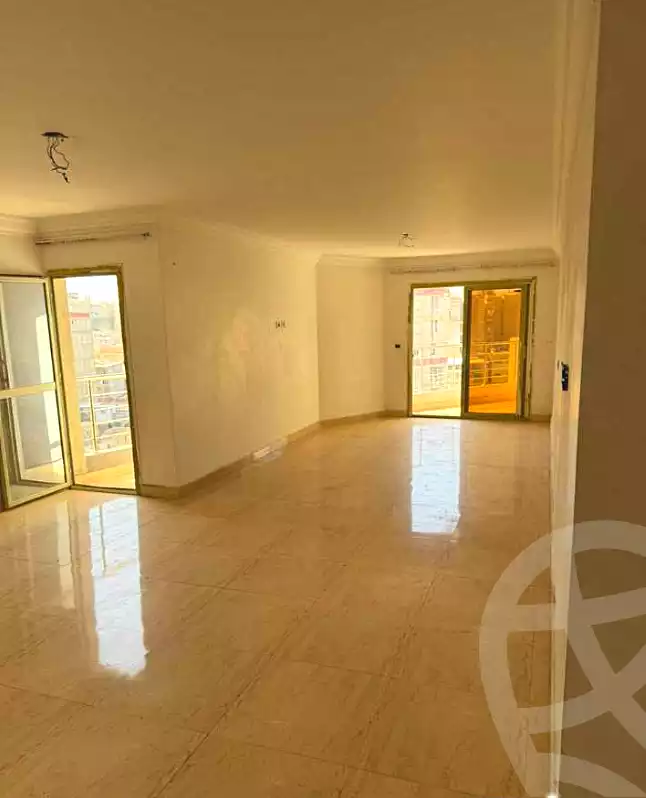 https://aqarmap.com.eg/ar/listing/7136841-for-rent-alexandria-lsywf-mostafa-kamel-st