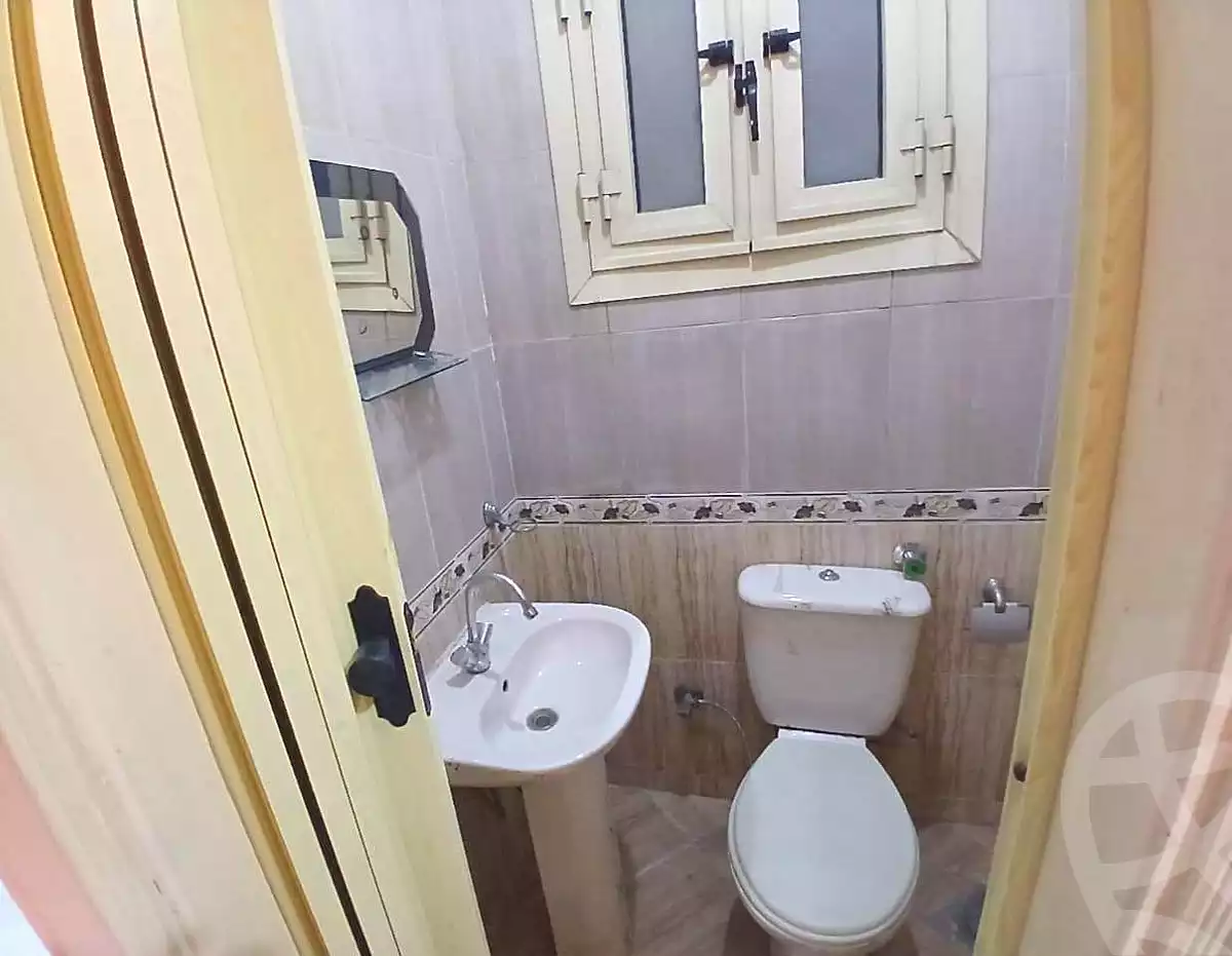 https://aqarmap.com.eg/en/listing/7136929-for-sale-cairo-helwan-mnshy-yn-hlwn-rael-st