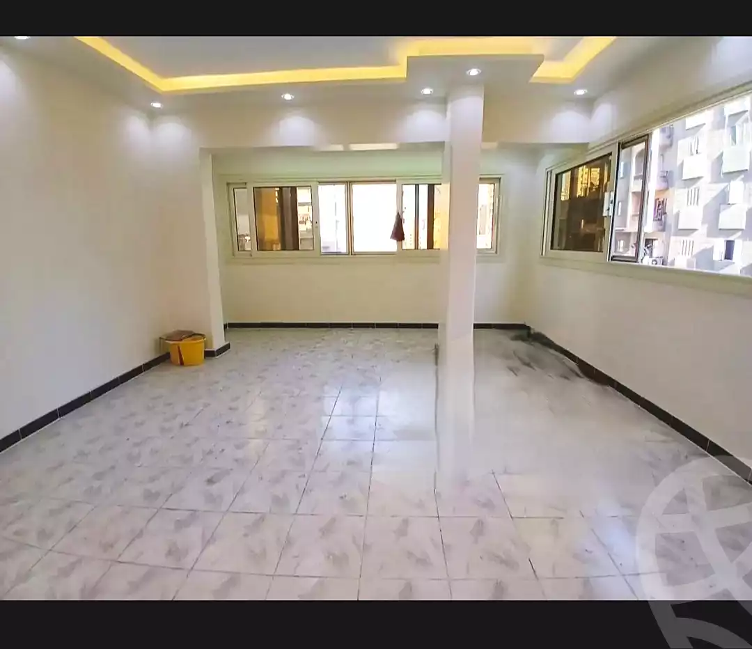 https://aqarmap.com.eg/ar/listing/7137359-for-sale-alexandria-moharram-bey