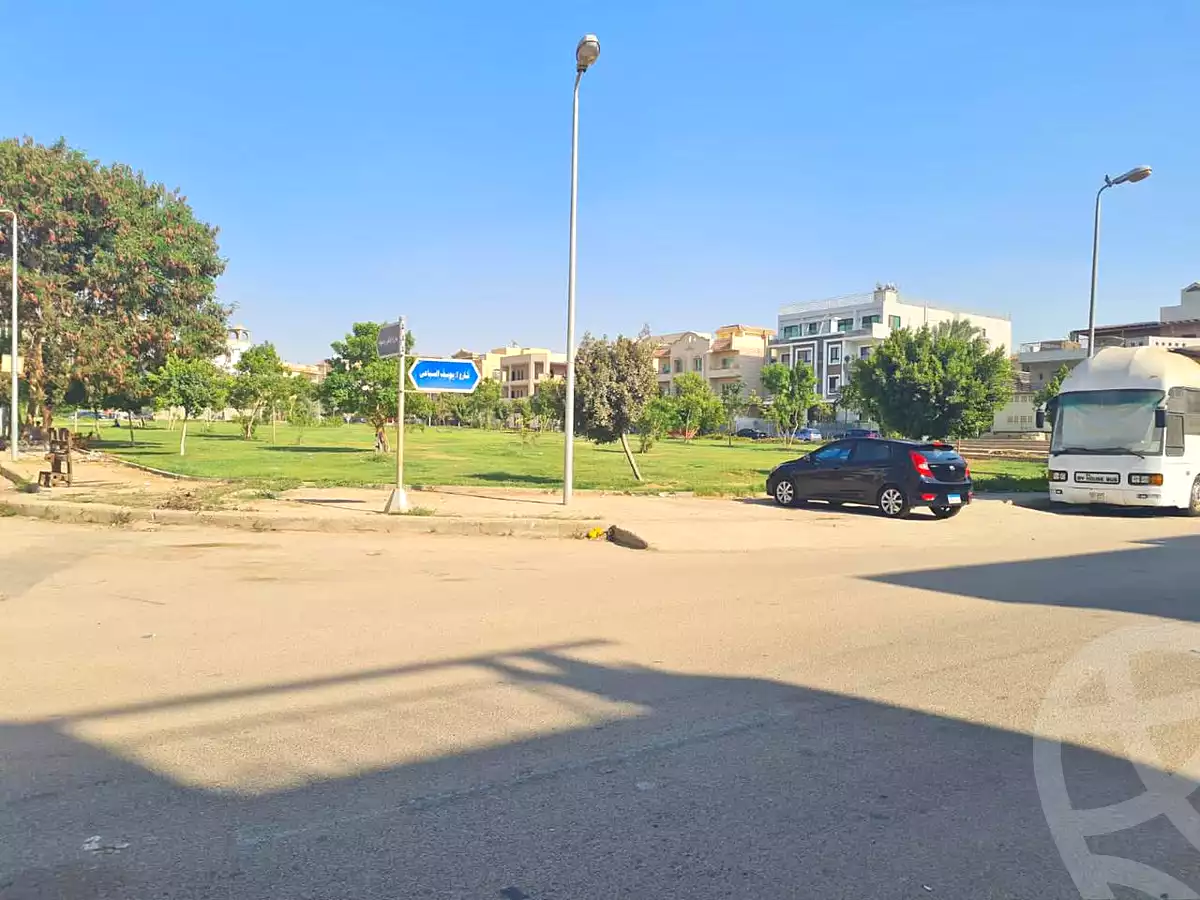 https://aqarmap.com.eg/ar/listing/7137949-for-sale-cairo-new-cairo-ganob-el-akadamiya-south-academy-g-lotfy-hassona-st