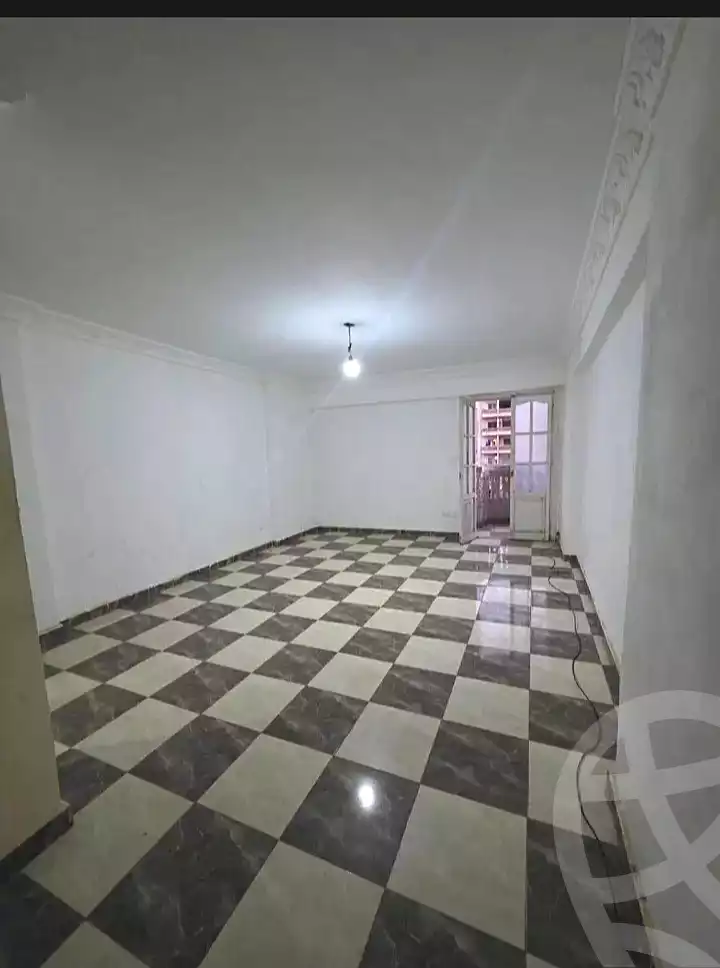 https://aqarmap.com.eg/ar/listing/7138139-for-sale-alexandria-sydy-bshr-sydy-bshr-bhry-ali-hipa-st