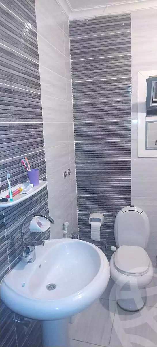 https://aqarmap.com.eg/ar/listing/7138795-for-sale-cairo-ain-shams-ain-shams-el-sharkia-shr-brhym-bd-lrzq