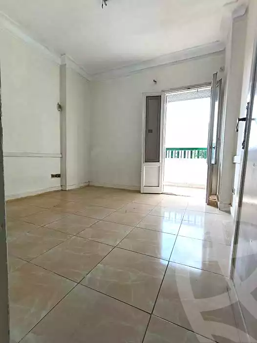 https://aqarmap.com.eg/ar/listing/7138873-for-rent-cairo-helwan-helwan-el-sharkeya-gaafar-st