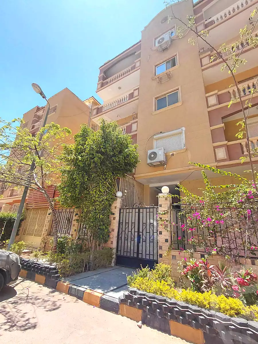 https://aqarmap.com.eg/en/listing/7139054-for-sale-cairo-6th-of-october-compounds-tiba-gardens