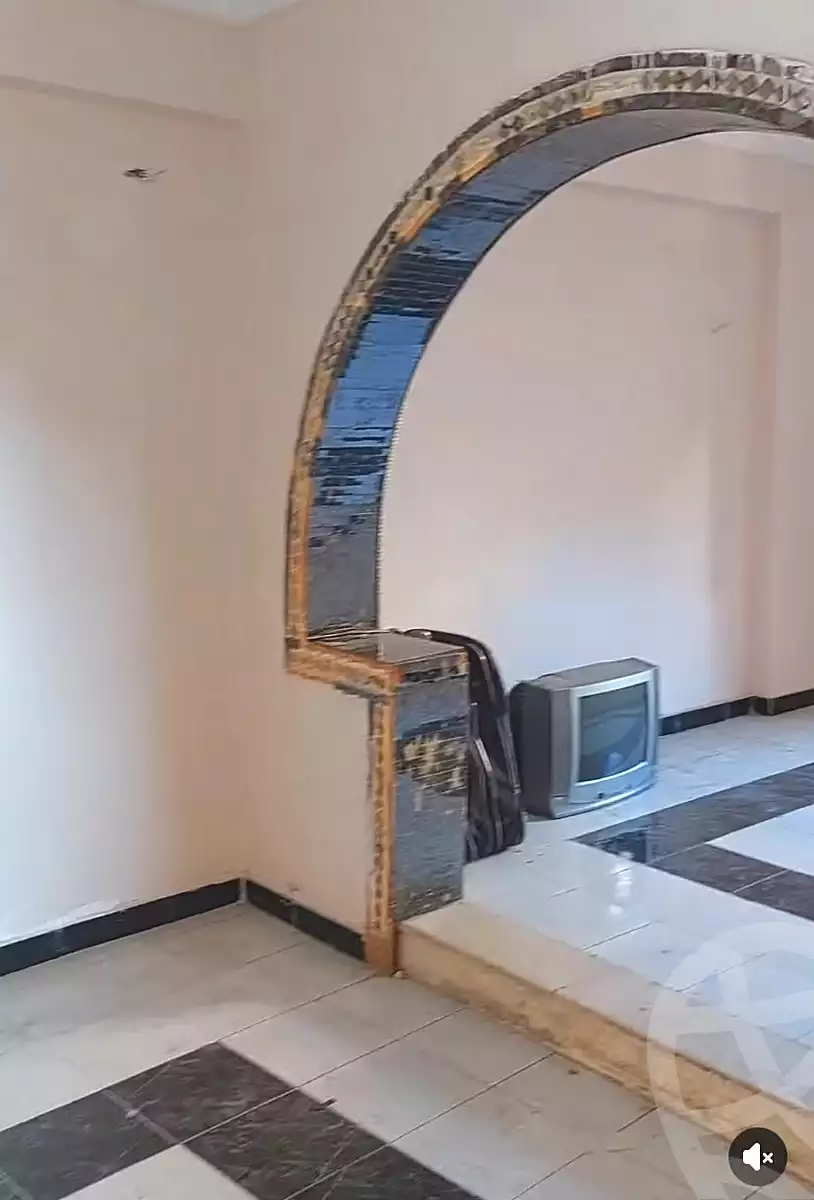 https://aqarmap.com.eg/ar/listing/7139065-for-sale-alexandria-al-agamy-el-hanouvel