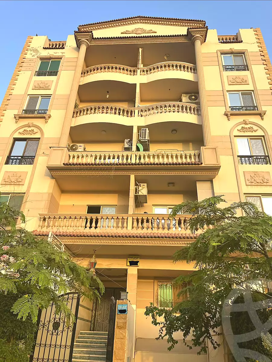 https://aqarmap.com.eg/ar/listing/7138113-for-sale-cairo-new-cairo-el-narges-el-narges-omarat-abdallah-el-nadim-st