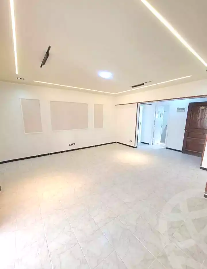 https://aqarmap.com.eg/ar/listing/7139156-for-sale-alexandria-al-agamy-shataa-el-nakheel